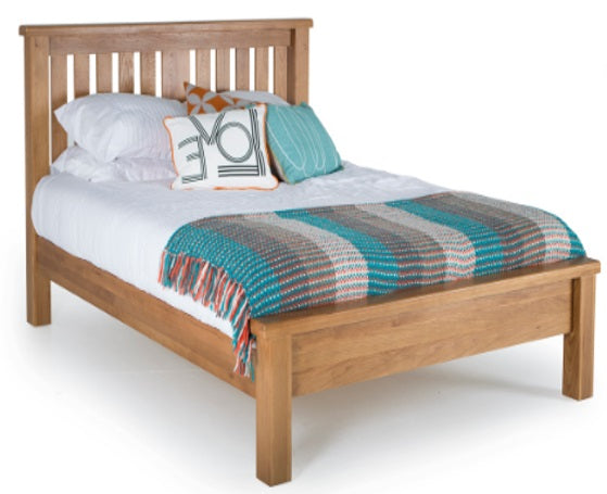 Cadre de lit rustique de 4 pieds 6 pouces