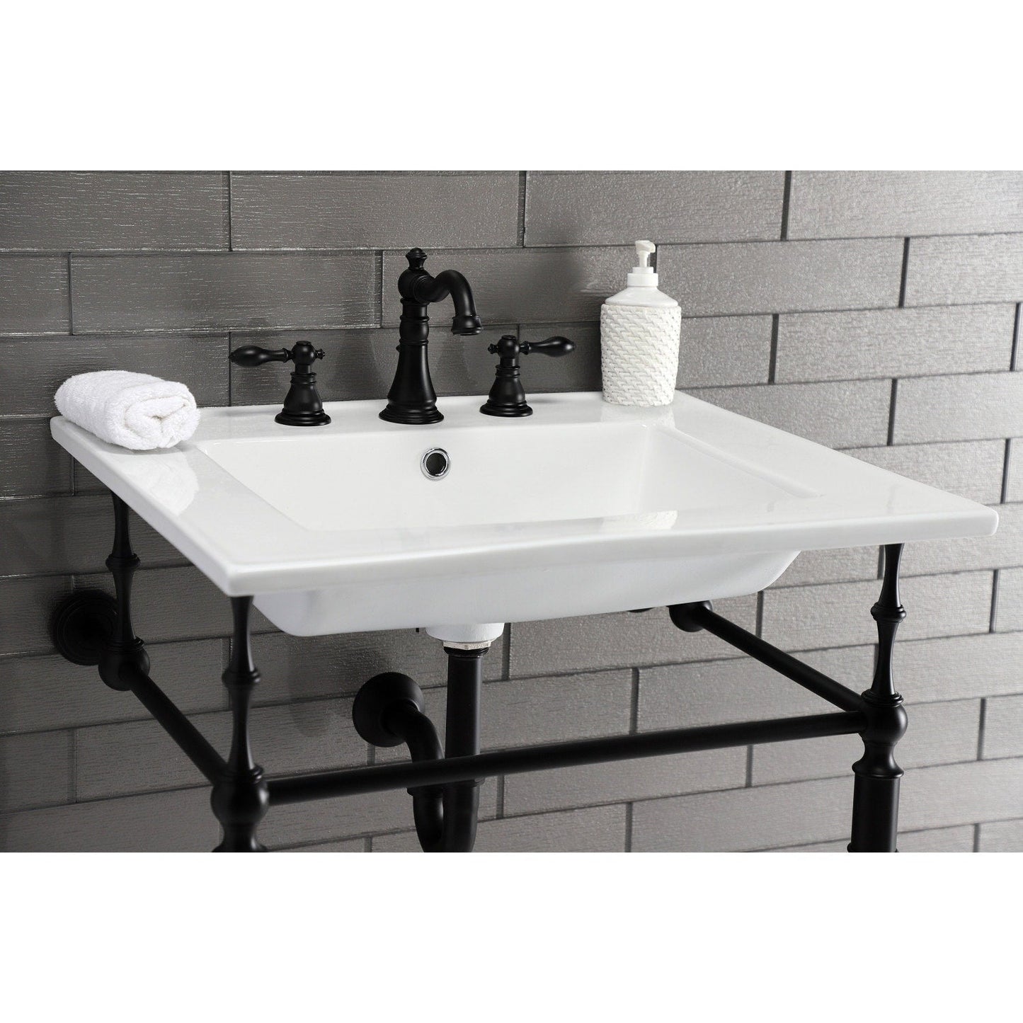 American Classic Widespread Bathroom Faucet