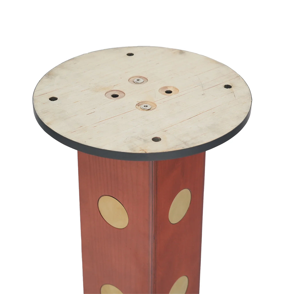 Table bistro Nero en pierre frittée | 34 Pandora Square avec piètement en bois