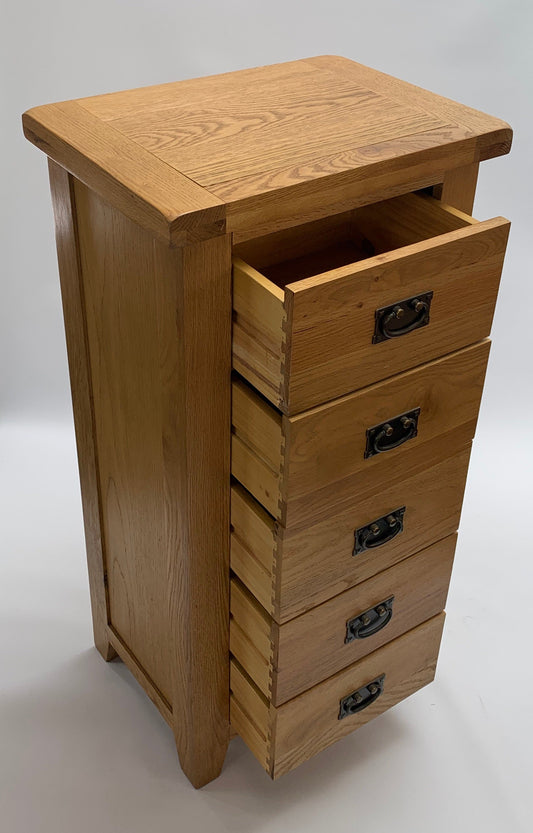 Commode rustique à 5 tiroirs