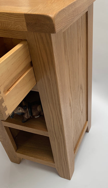 Table téléphonique rustique