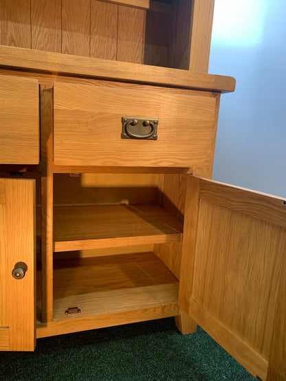 Petite commode rustique