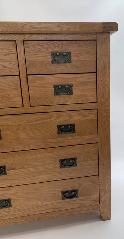 Commode rustique 4 tiroirs sur 3