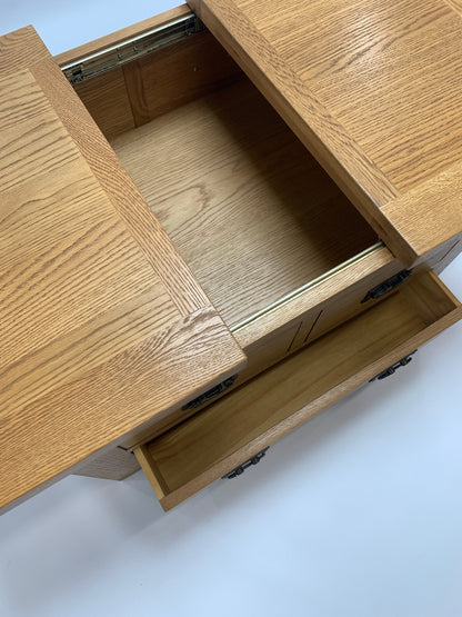 Petite table basse de rangement rustique