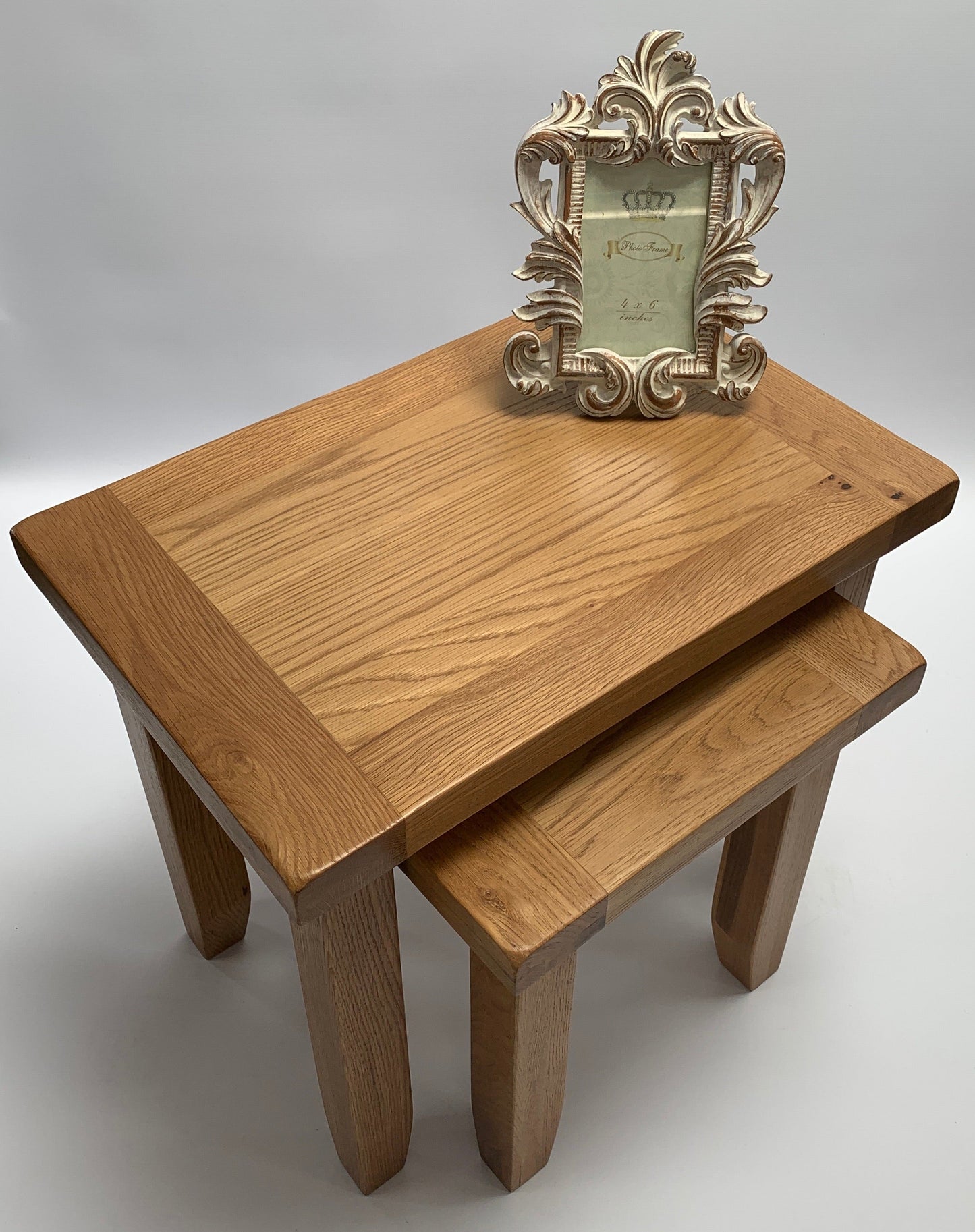 Tables gigognes rustiques