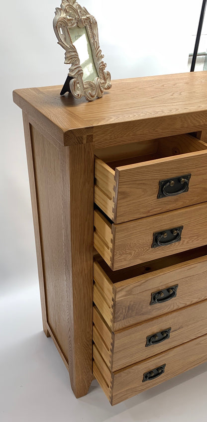 Commode rustique 4 tiroirs sur 3