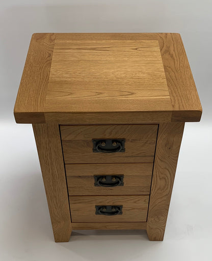 Table de chevet rustique à 3 tiroirs