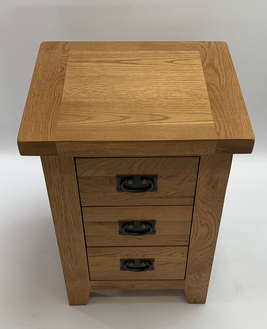 Table de chevet rustique à 3 tiroirs