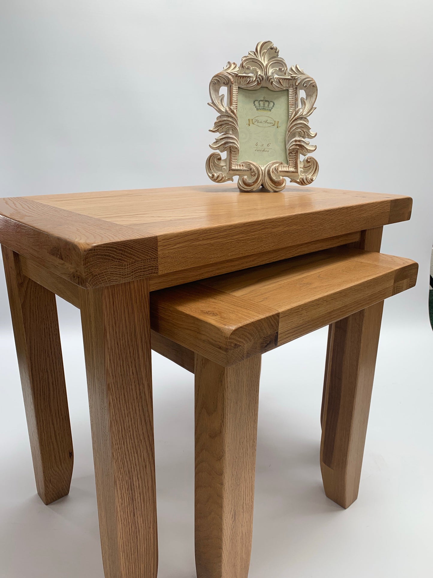 Tables gigognes rustiques